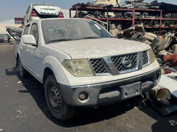 NISSAN NAVARA 2012 - 1