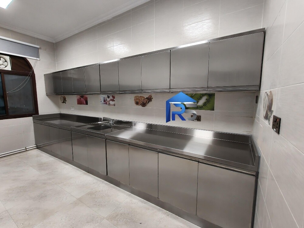 SS Down and Up Cabinet's Kitchen - 5