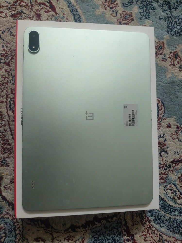 one plus pad 4 - 2