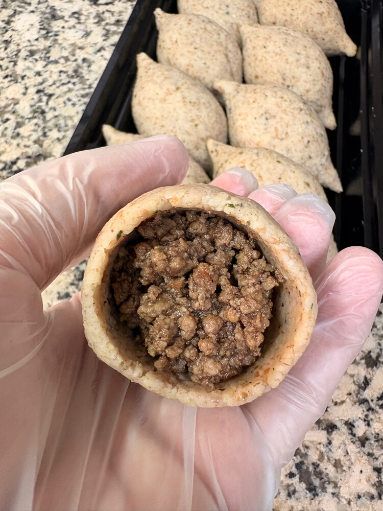 كبة باللحمة مفرزنة جاهزة للقلي  - 3