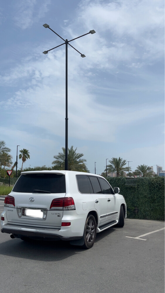 لكزس٥٧٠ - 2