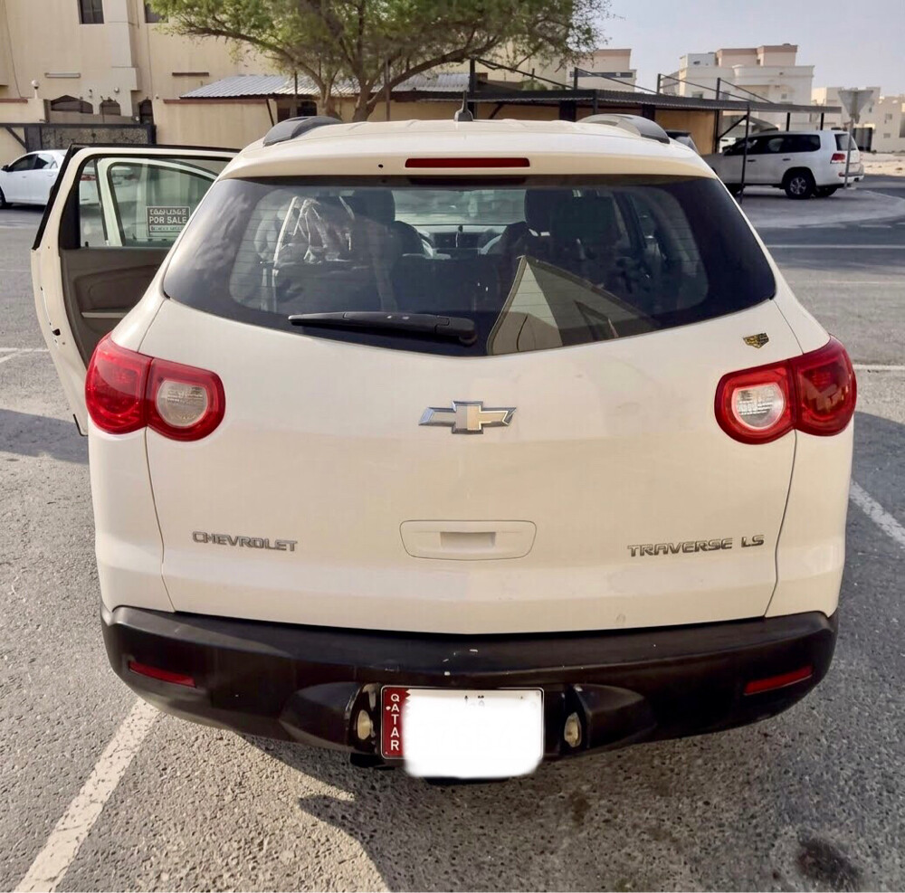 Chevrolet Traverse LS 2011 - 1