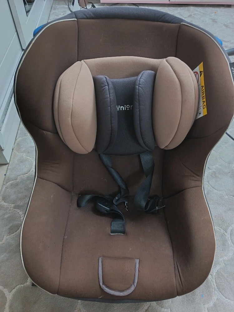 car seat - 2