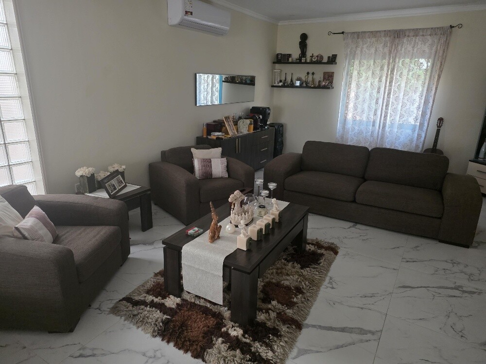 The one sofa set - 4