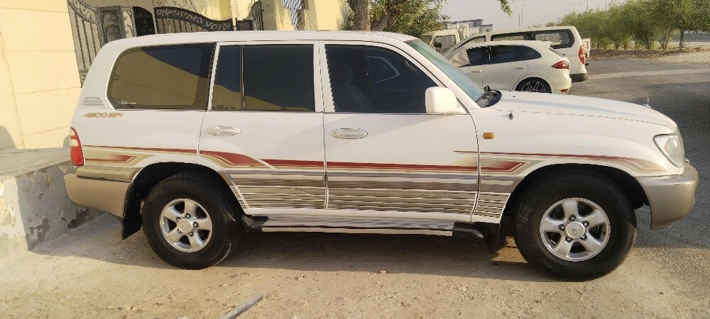 Land Cruiser - 1