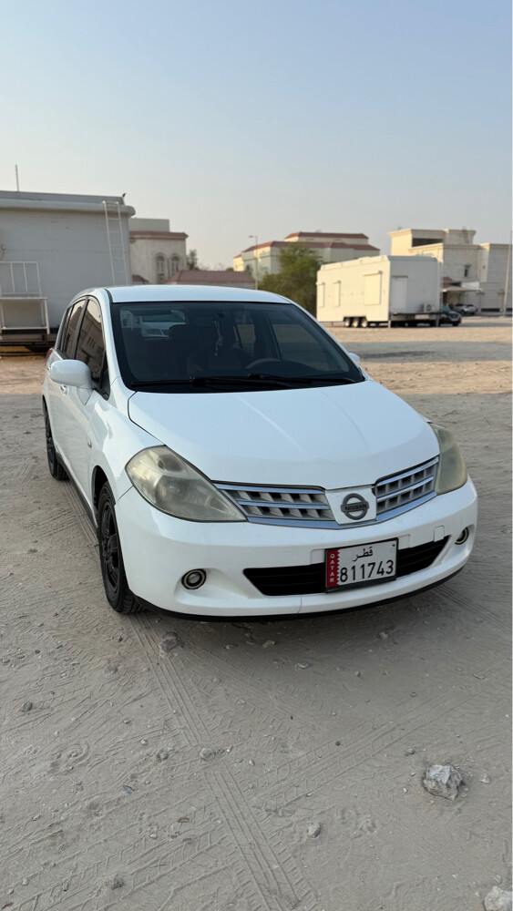 تيدا ١.٦ هاتشباك ٢٠١٠ - 3