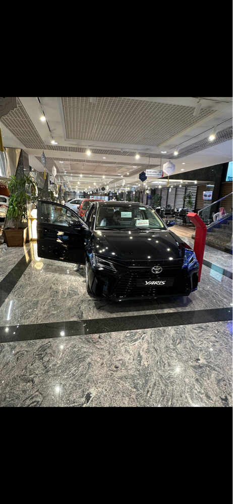 toyota yaris - 1