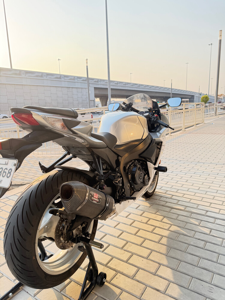 SUZUKI-GSX-R 600 2018 for sell - 4