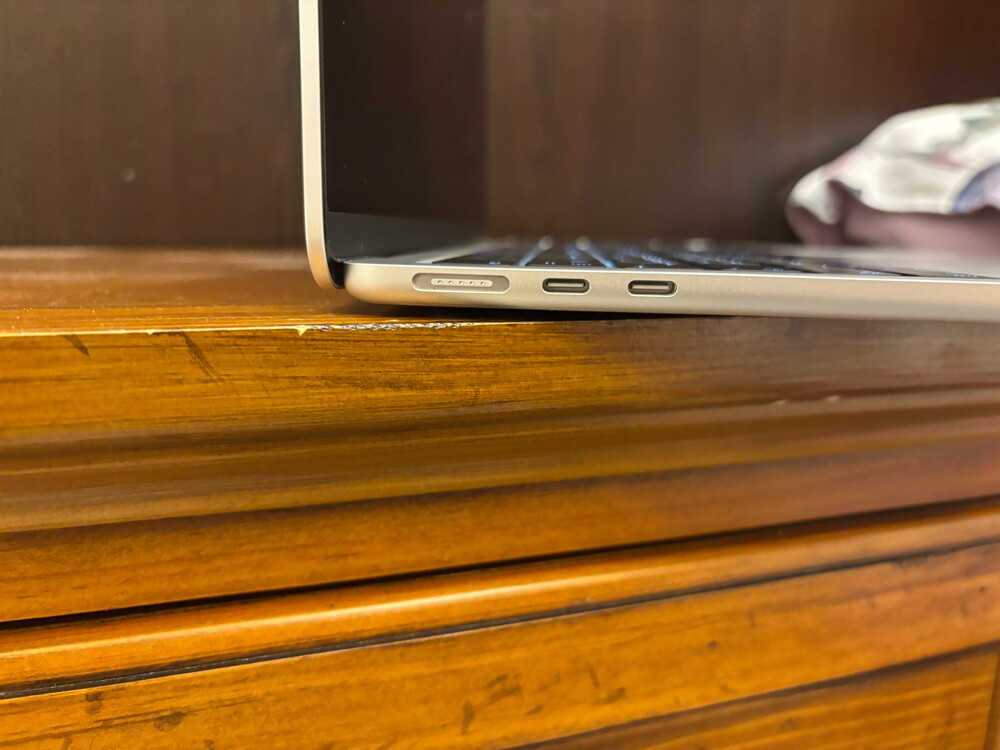 Macbook Air - 4