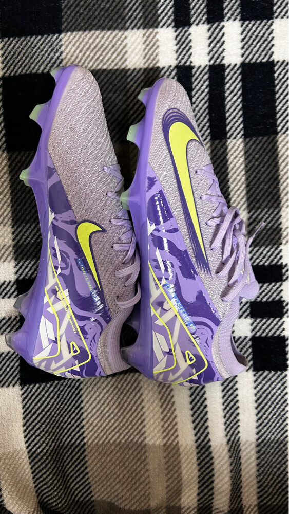 Nike football shoes original  - 3