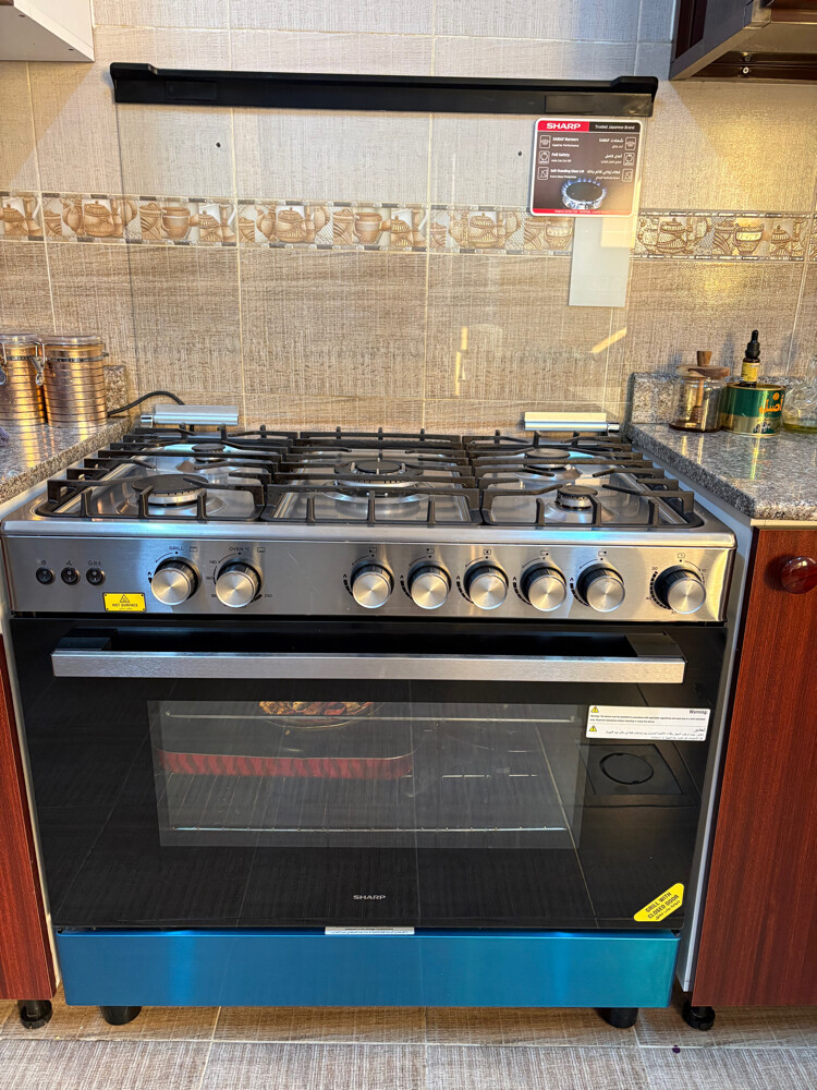 Sharp Gas Cooker for sle - 1