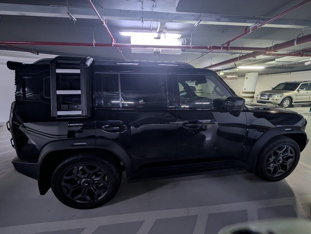 very clean , showroom condition - 3