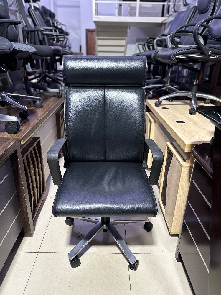 used office furniture available - 19