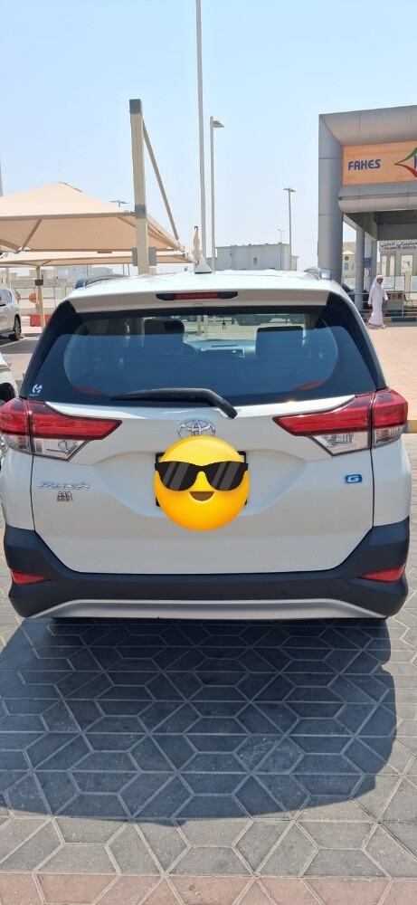 Toyota rush - 2