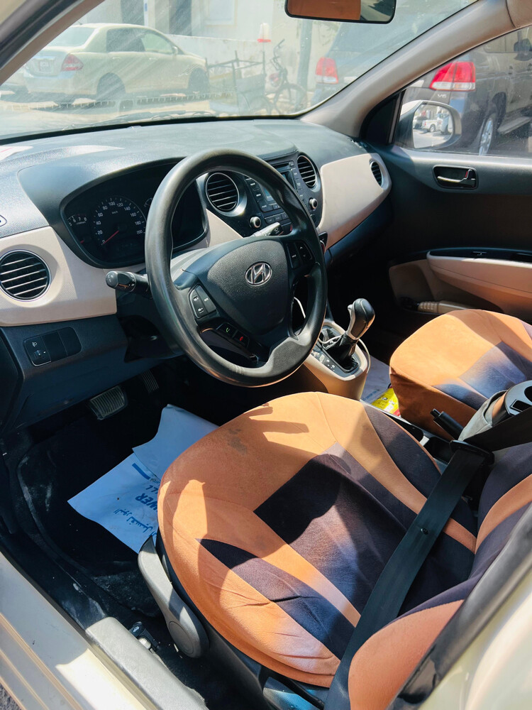 Hyundai Grand i 10 - 4