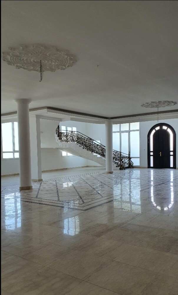 للايجار فيلا بالدفنه 1225م - 3