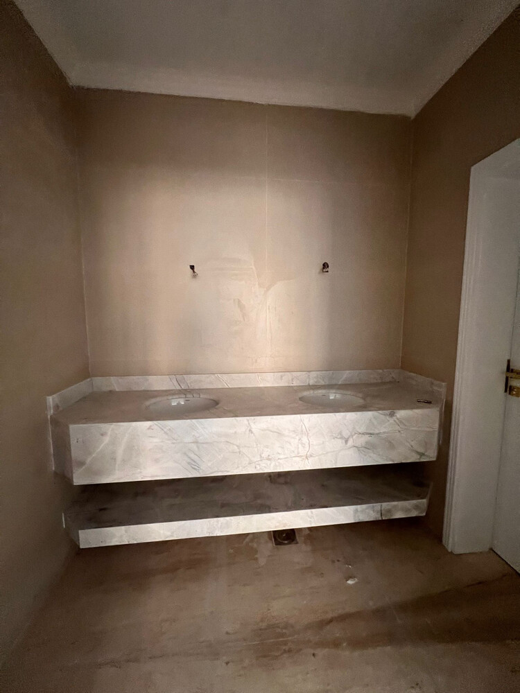 فيلا بالمشاف اول ساكن موقع ممتاز  - 24