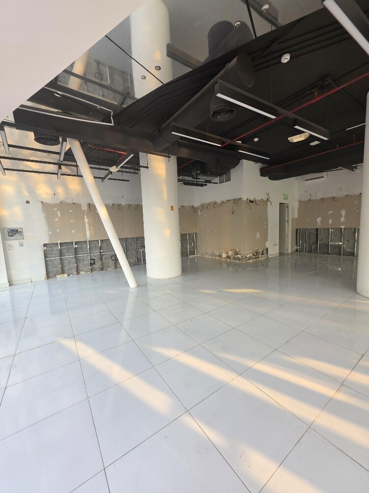 محل أرضى تجارى للإيجار من المالك - 2