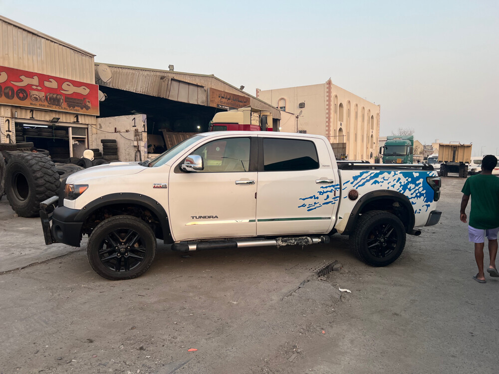 toyota tundra - 7