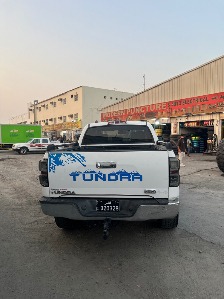 toyota tundra - 3