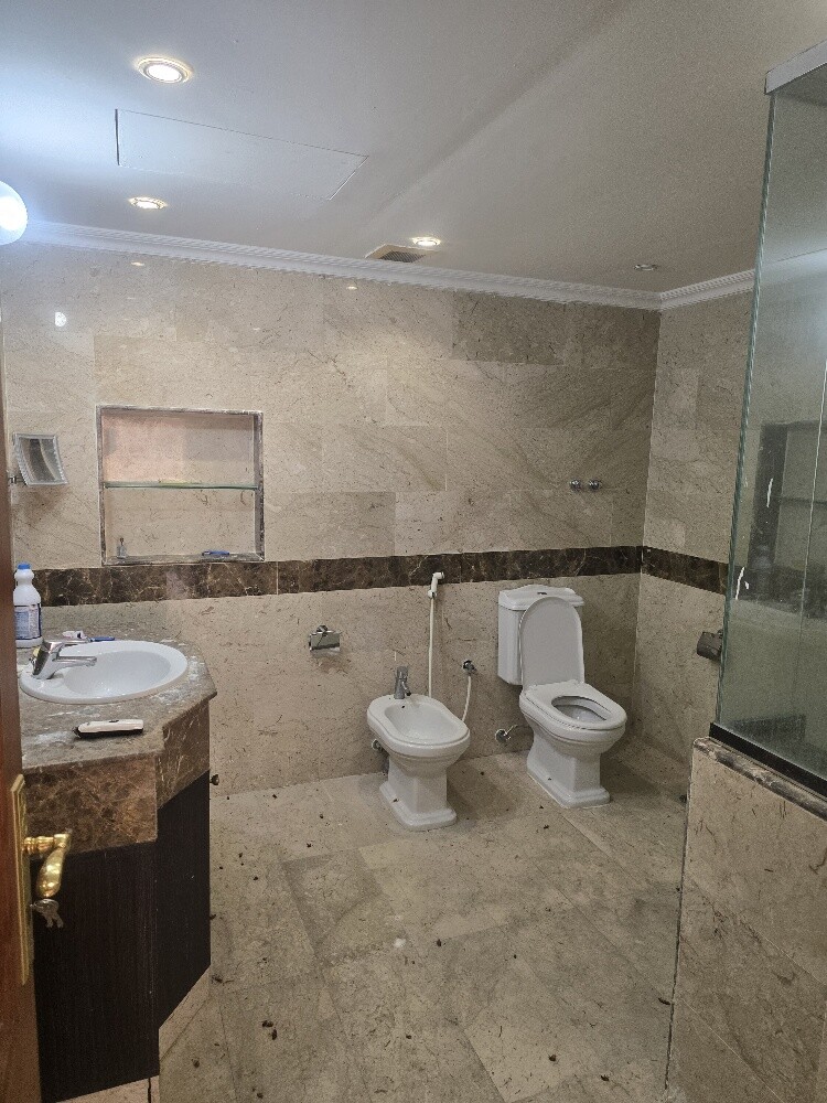 For rent residential villa employee - 15