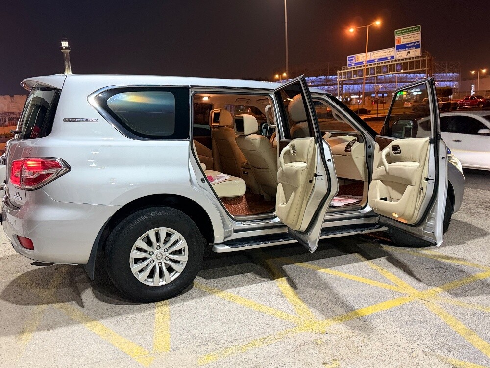 Nissan patrol 2017 LE - 13