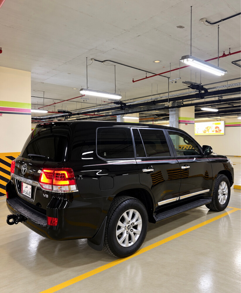 LAnd cruiser V8  - 5