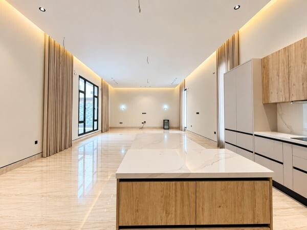 For Sale|Luxury Villa | Al Wukair - 12