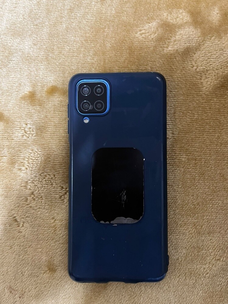 Samsung m12 - 3