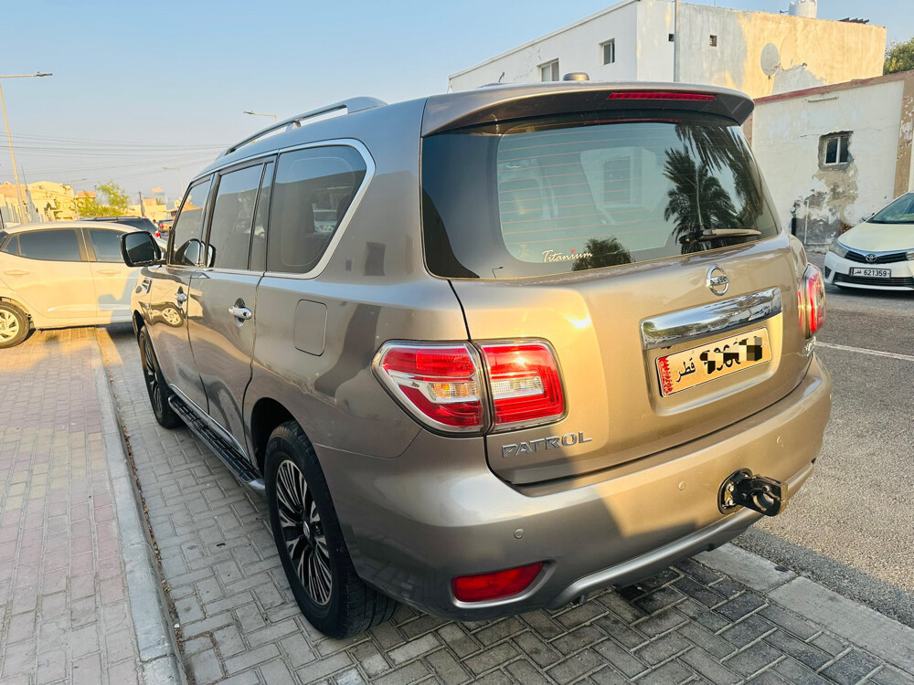 NISSAN PATROL PLATINUM 2012 - 6