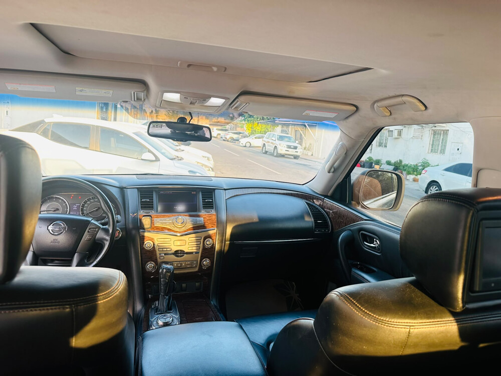 NISSAN PATROL PLATINUM 2012 - 10