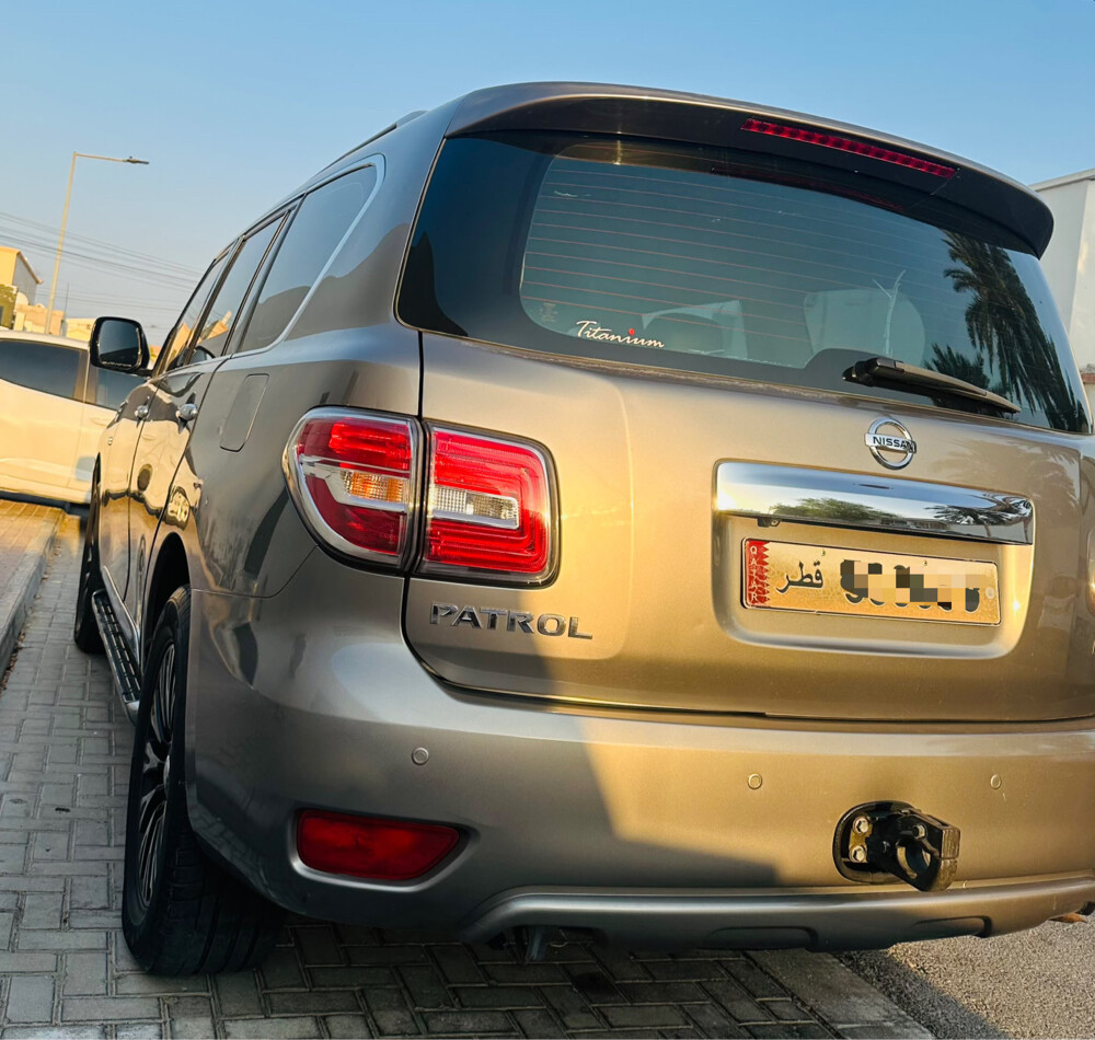 NISSAN PATROL PLATINUM 2012 - 8