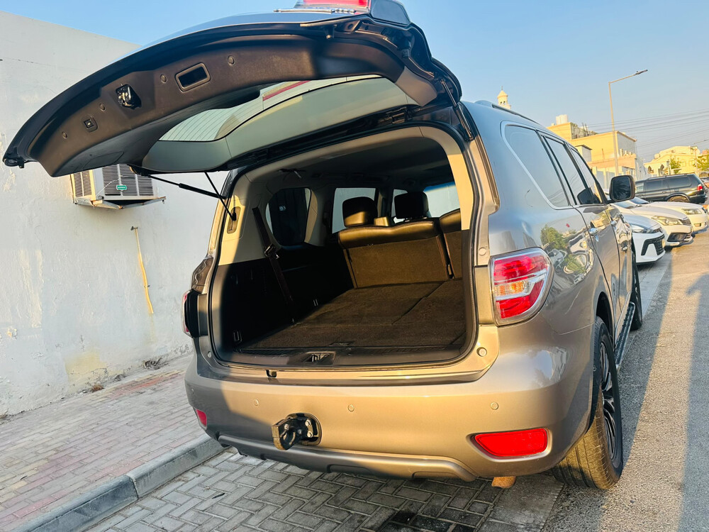NISSAN PATROL PLATINUM 2012 - 11
