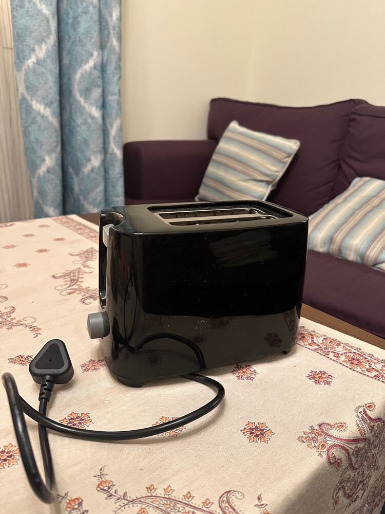 Bread Toaster - 1