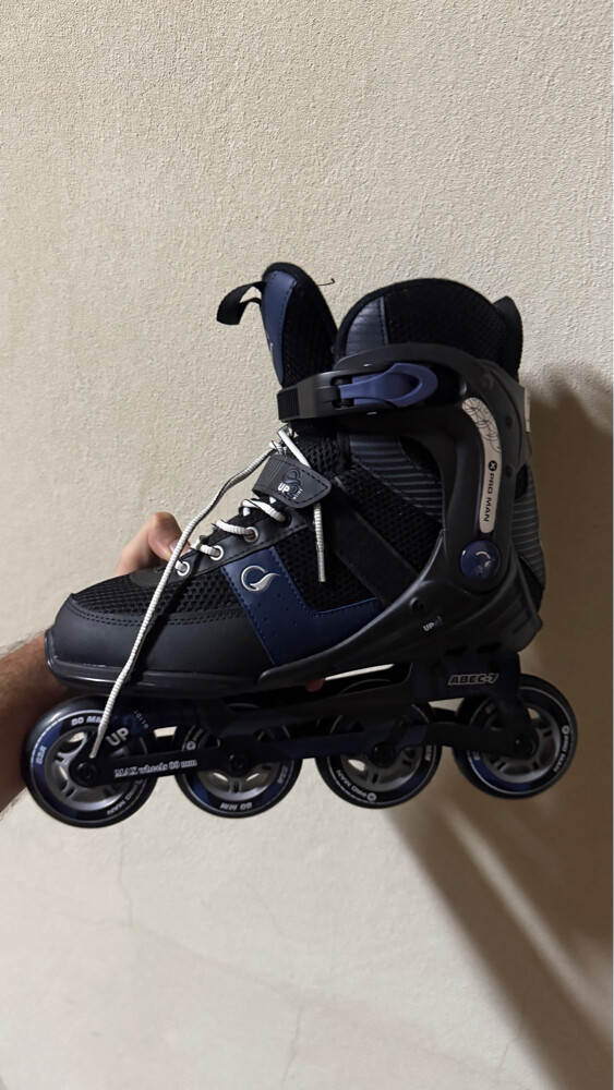 skating shoes  - 1