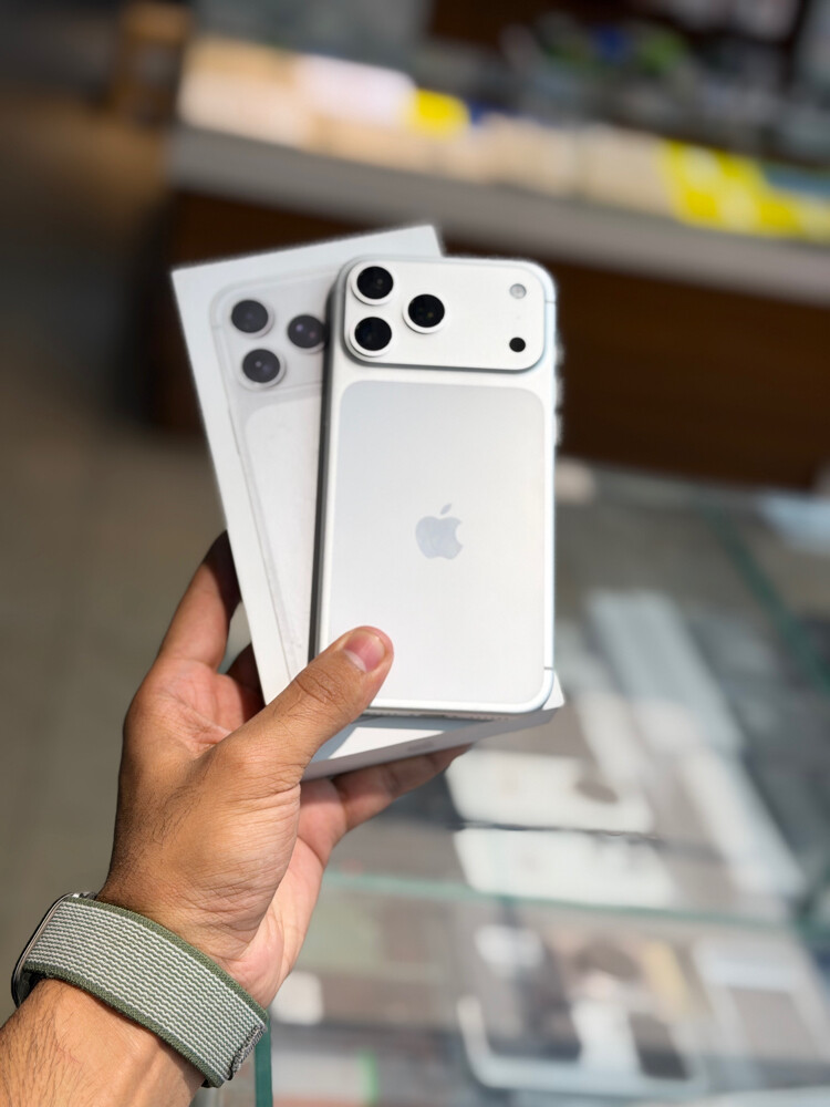 iPhone 17 Pro MaX 256 GB - 1