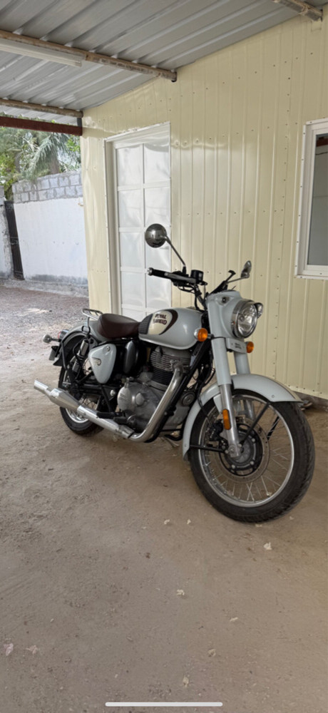 Royal Enfield Classic 350 - 1