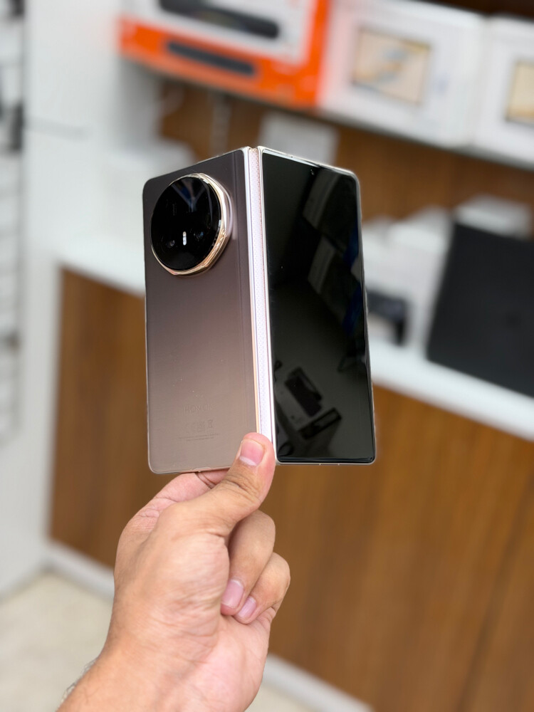 Honor Magic V5 512-16 GB - 1