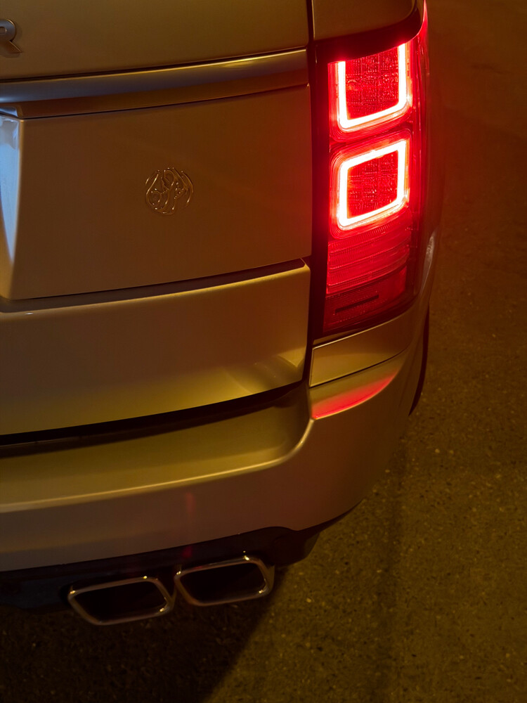 Land Rover Range Rover Vogue - 12