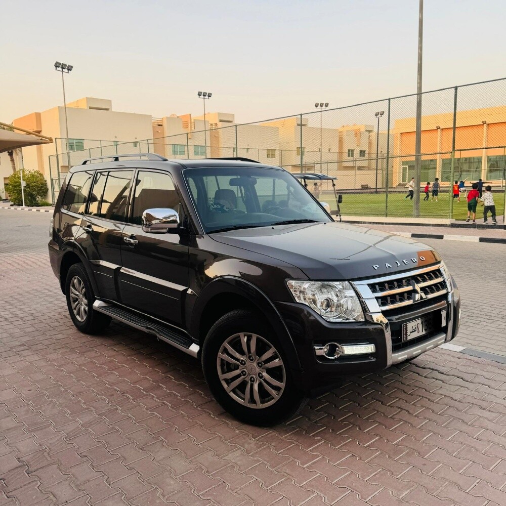Mitsubishi pajero 2022 - 10