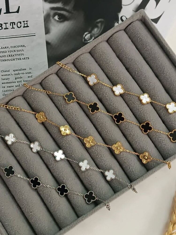 اكسسوارات فان كليف - 1