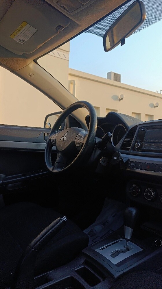 Mitsubishi Lancer - 12