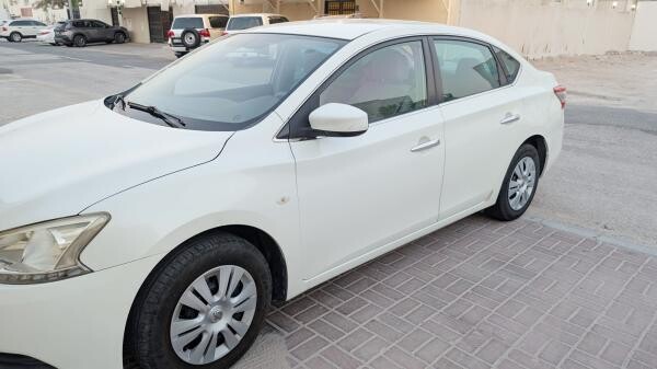 Nissana Sentra 2014 - 4