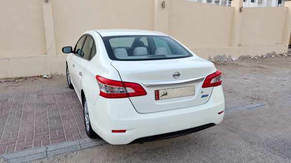 Nissana Sentra 2014 - 3