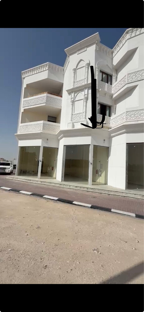 للايجار محل بمنطقة ام صلال علي - 2
