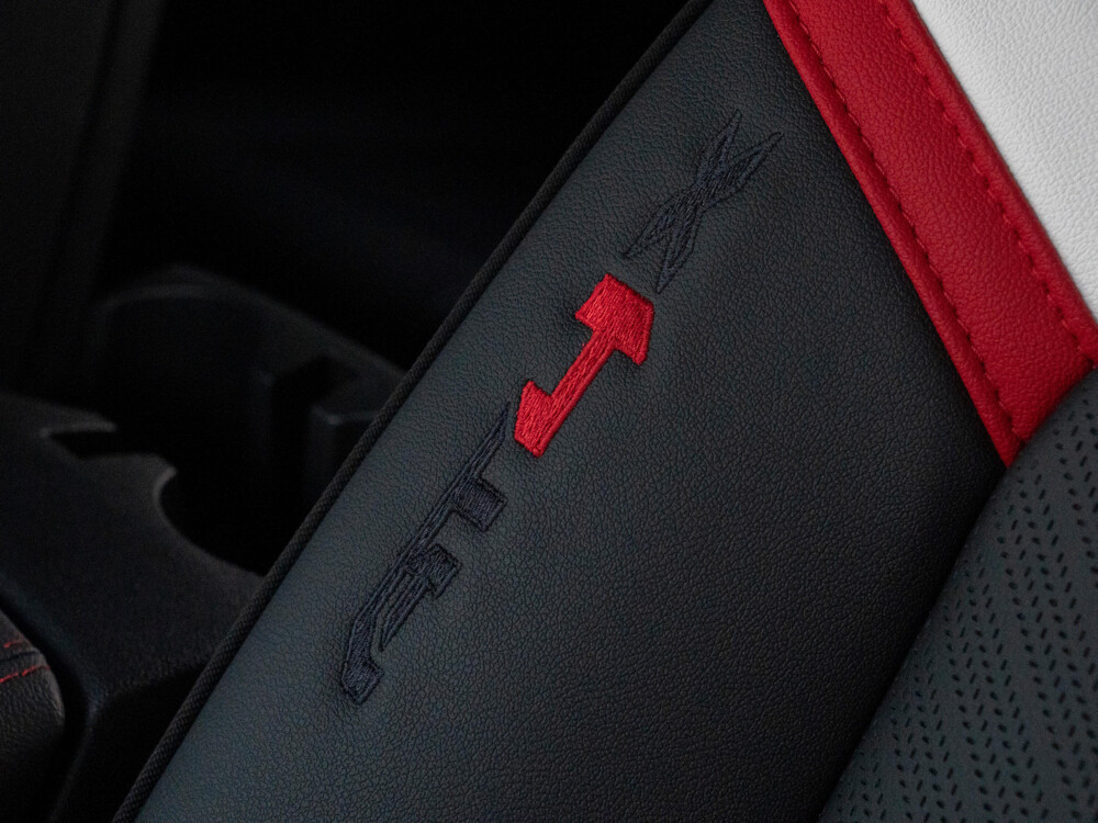 GMC Canyon AT4X 2026 - 18