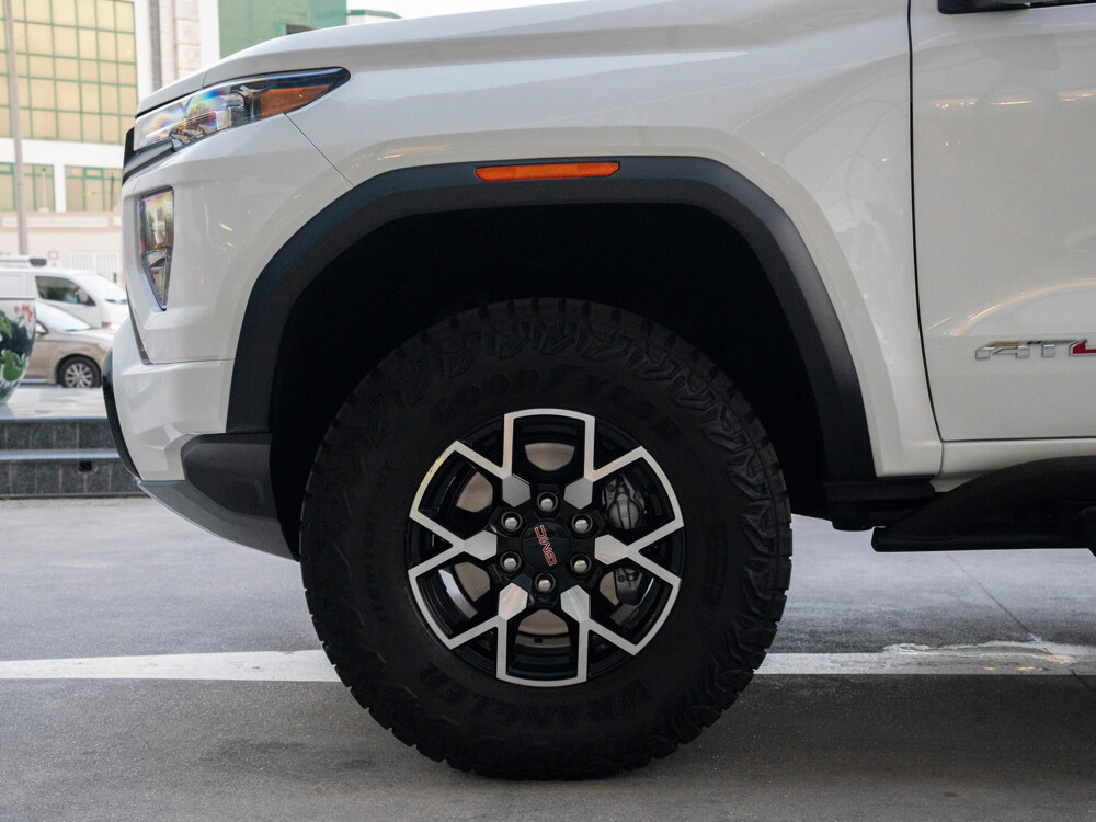 GMC Canyon AT4X 2026 - 19