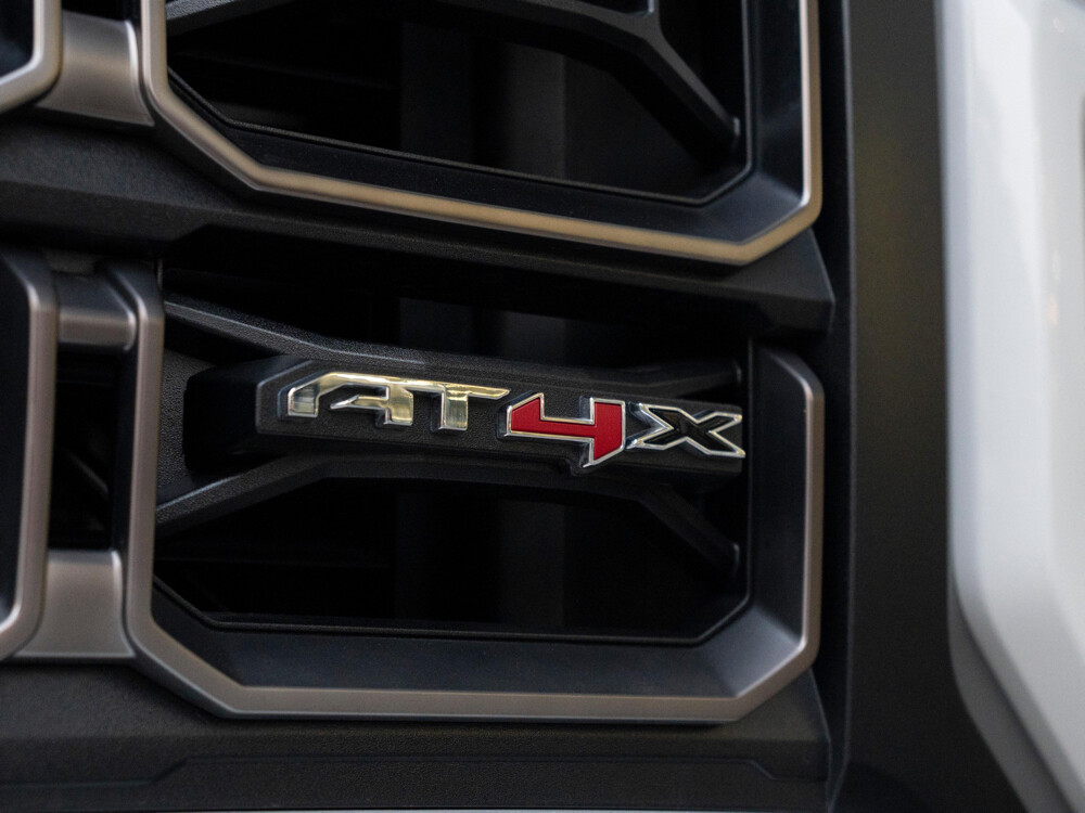 GMC Canyon AT4X 2026 - 12