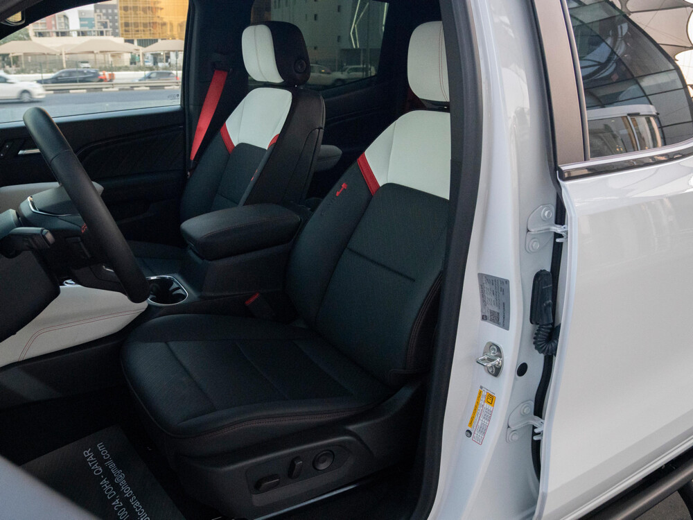 GMC Canyon AT4X 2026 - 14