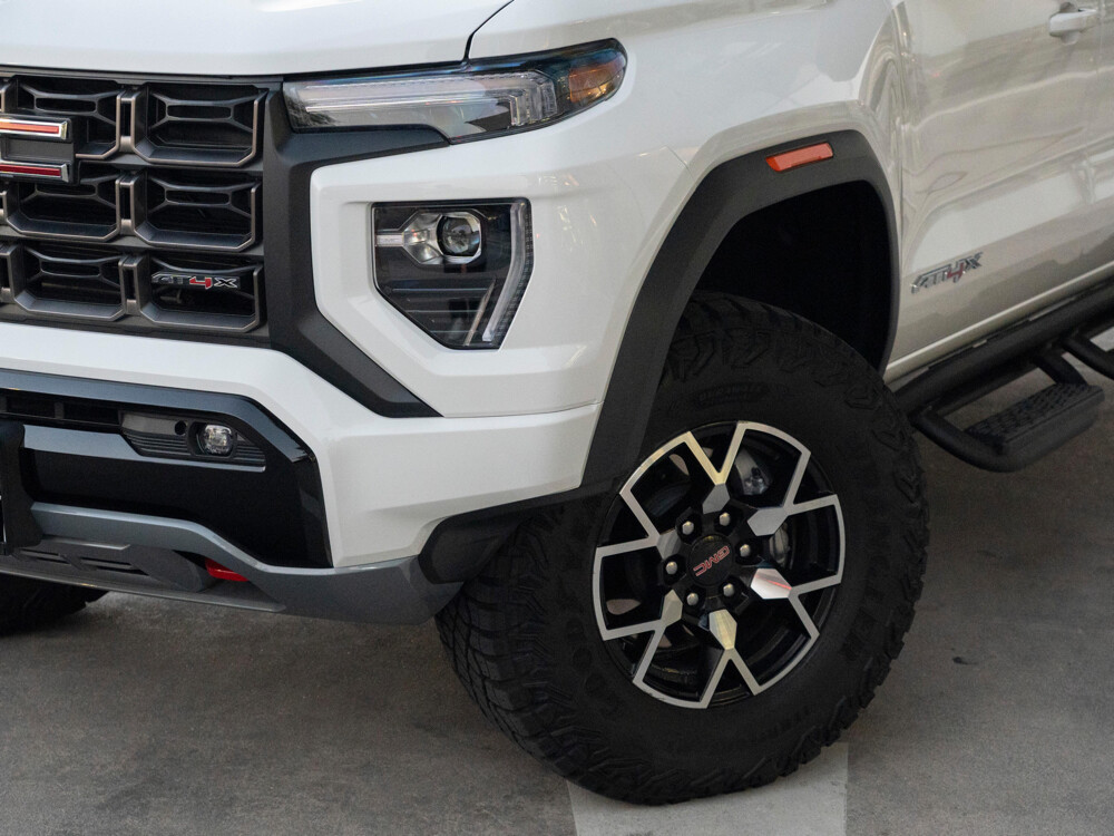 GMC Canyon AT4X 2026 - 3